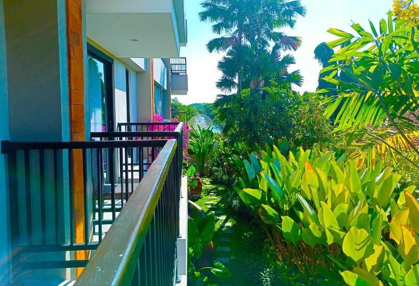 جناح إدارى, The Nest Hotel Nusa Dua