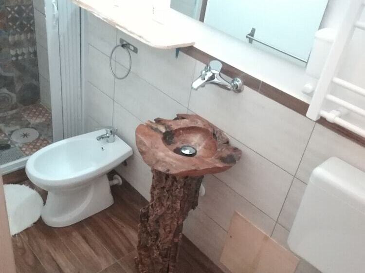 家庭间, Antadia B&b