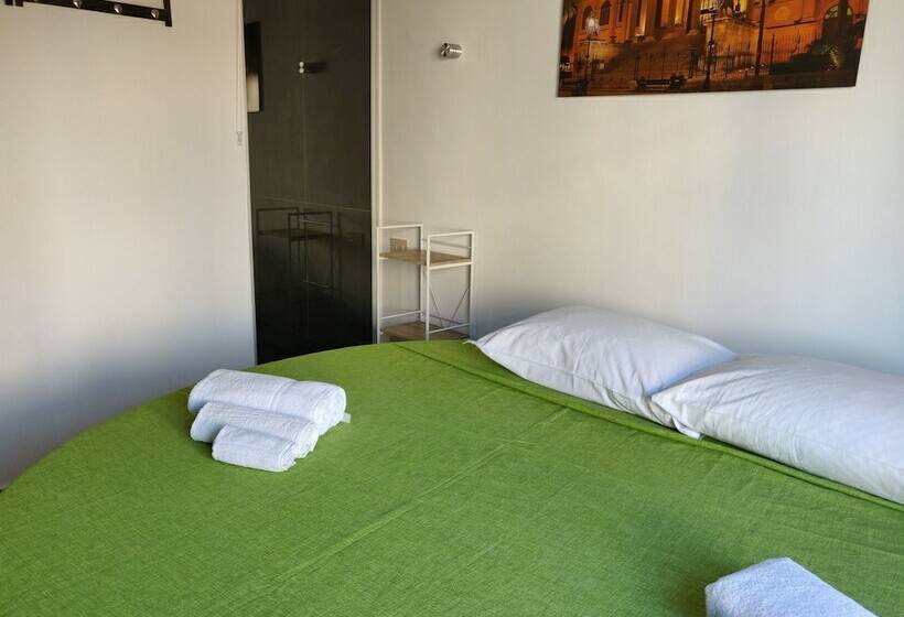 标准间, Antadia B&b