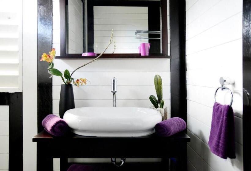 ویلای یک اتاق خوابه با استخر شنا, Domaine De La Palmeraie