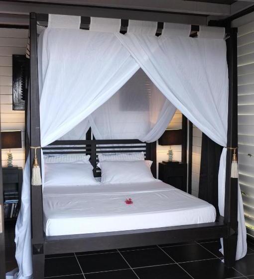 ویلای یک اتاق خوابه با استخر شنا, Domaine De La Palmeraie