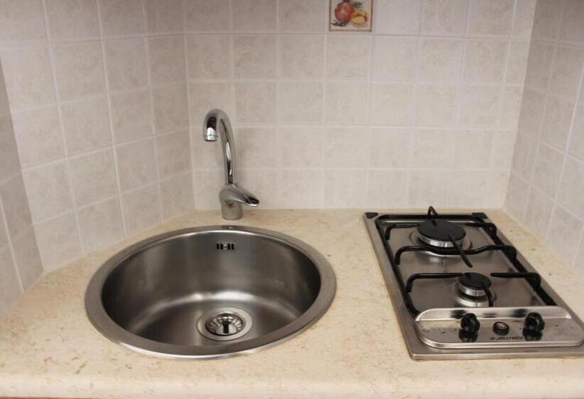 スタンダードスタジオ, Masseria Valente