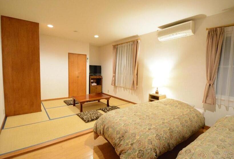 اتاق استاندارد, Pension Avenue