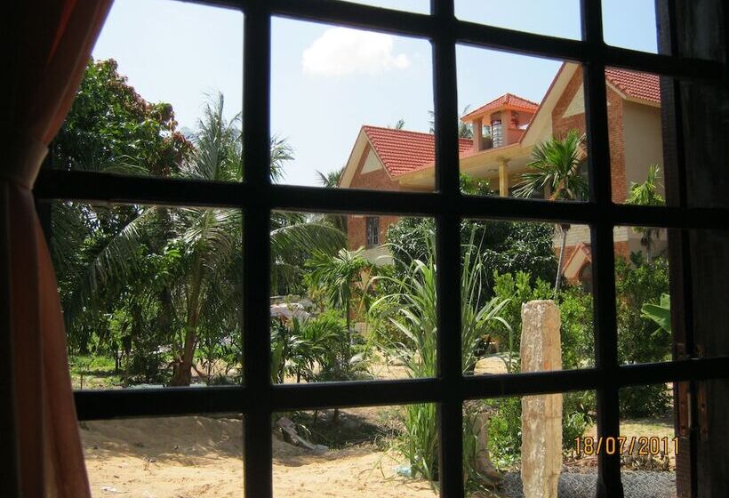 بانگلوی استاندارد 2 خوابه, Sea Winds Resort