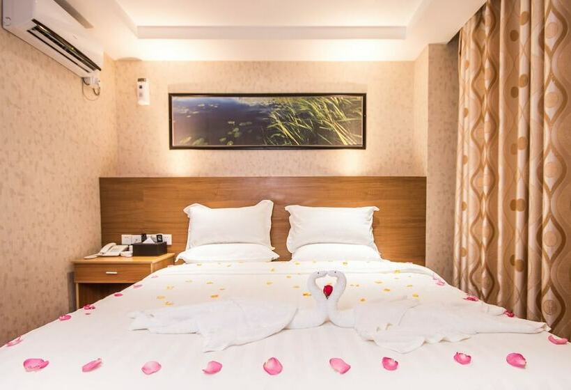 اتاق لوکس, Sky