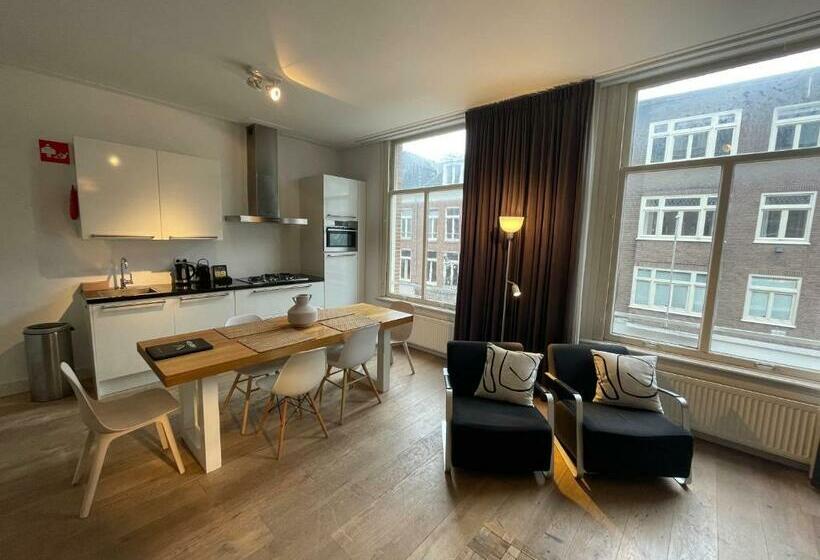 ２ベッドルームデラックスアパートメント, Residences Museum District