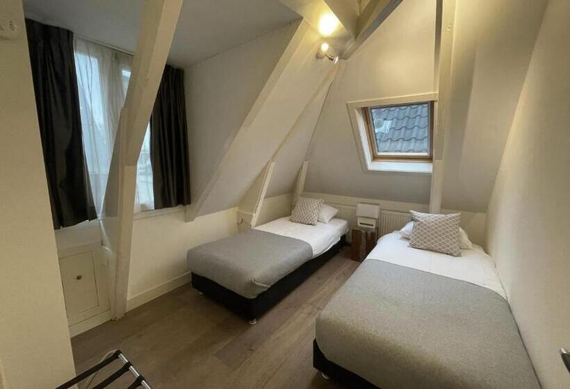 ２ベッドルームデラックスアパートメント, Residences Museum District