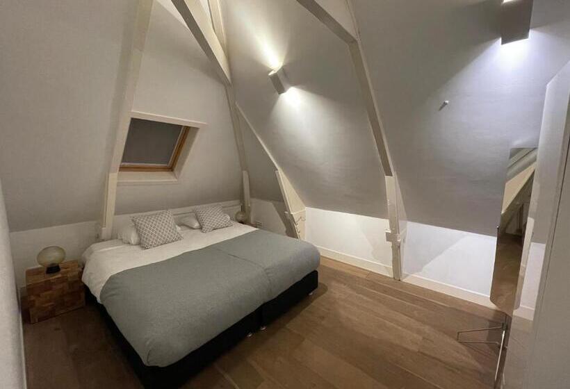 ２ベッドルームデラックスアパートメント, Residences Museum District