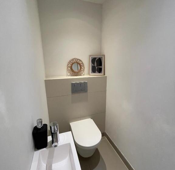 ２ベッドルームデラックスアパートメント, Residences Museum District