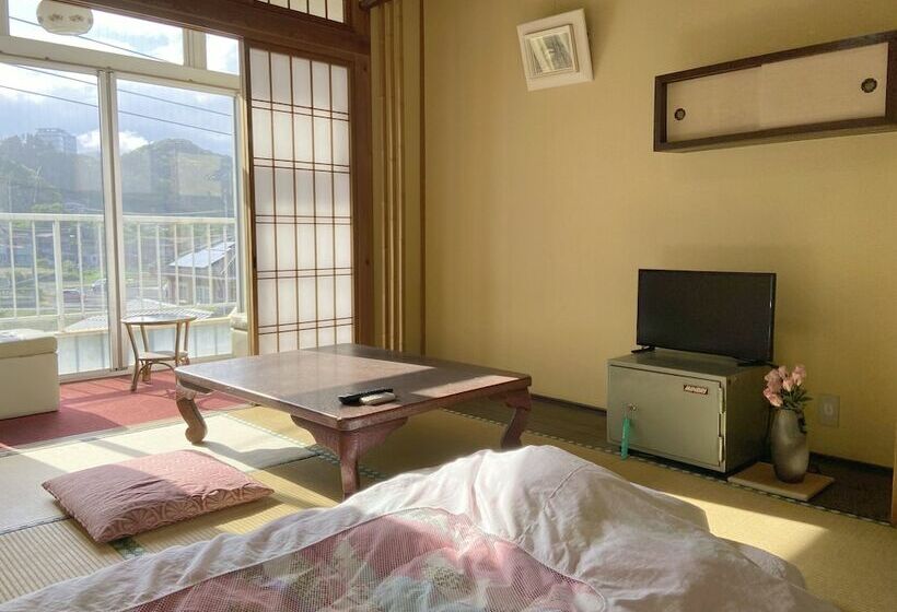 Номер Стандарт, Yoshioka Ryokan