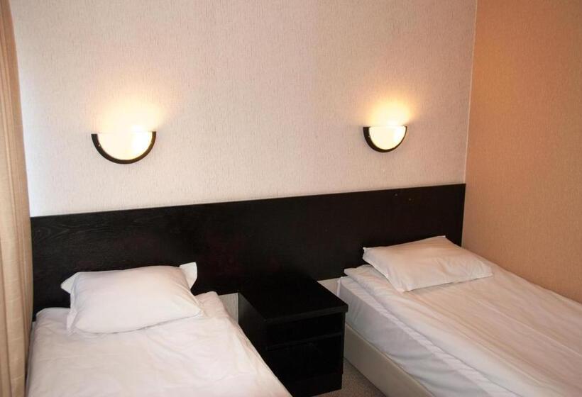 חדר סטנדרט, Everest