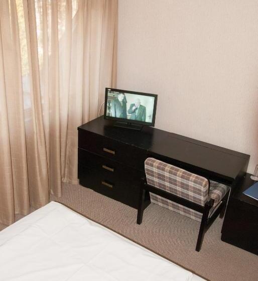 חדר סטנדרט יחיד, Everest