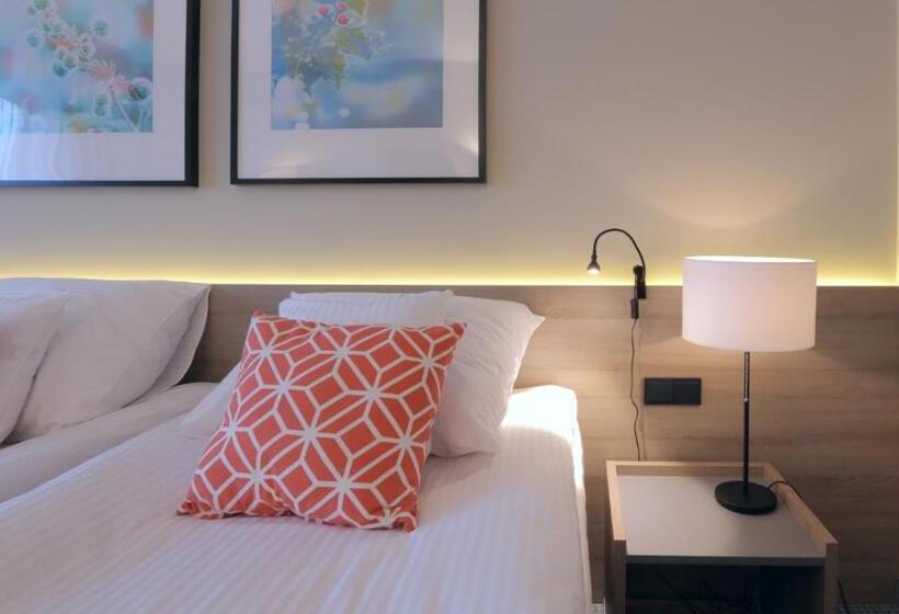 חדר קומפורט, Fairplayce