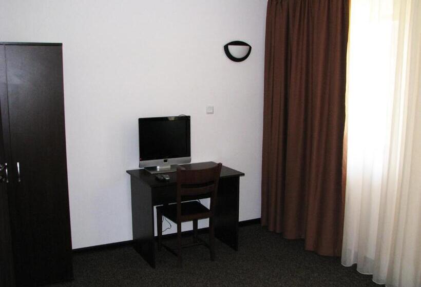 1 Bedroom Apartment Lake View, Park Hotel Eagle Stone