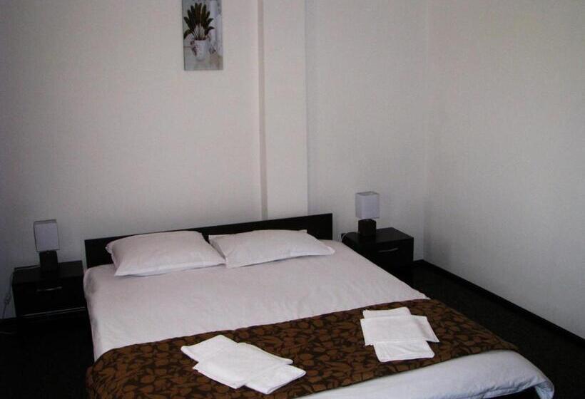 1 Bedroom Apartment Lake View, Park Hotel Eagle Stone