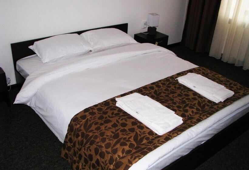 Четырехместный Номер Стандарт, Park Hotel Eagle Stone