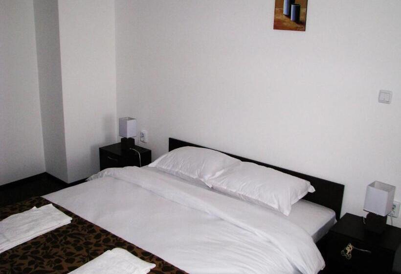 Номер Стандарт Вид на Озеро, Park Hotel Eagle Stone
