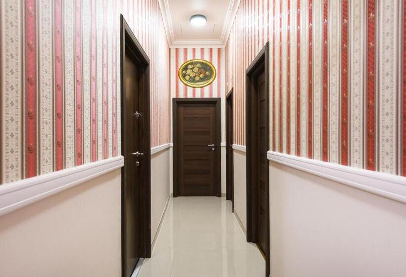 דירת חדר סופריור, Rembrandt Apart