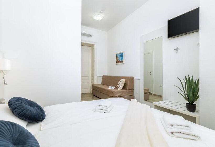 Номер Superior Вид на Город, Boutique Suites Joyce