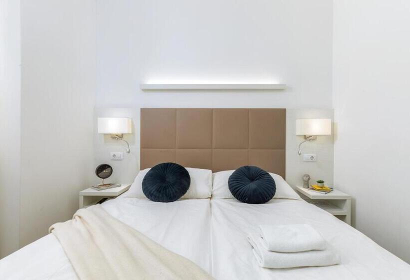 Номер Deluxe Вид на Город, Boutique Suites Joyce