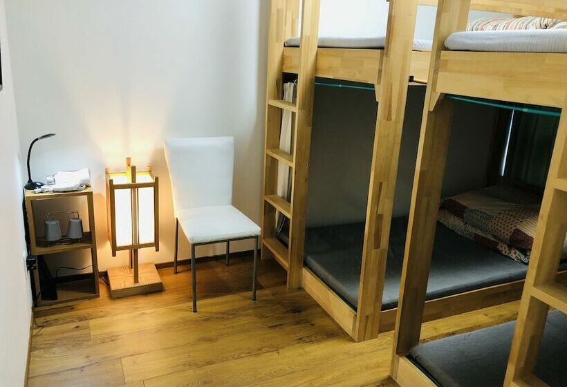 Семейный Номер, Kanazawa Guesthouse Stella