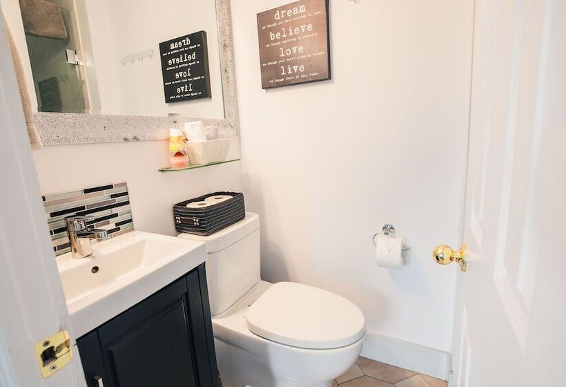 经济房, Newton Villa