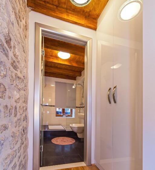 اتاق استاندارد, Villa Split Heritage