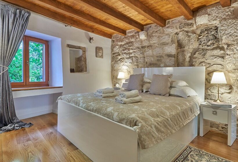 اتاق استاندارد, Villa Split Heritage