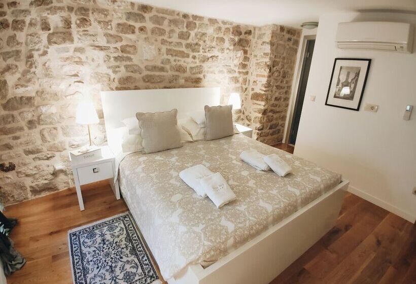 اتاق استاندارد, Villa Split Heritage