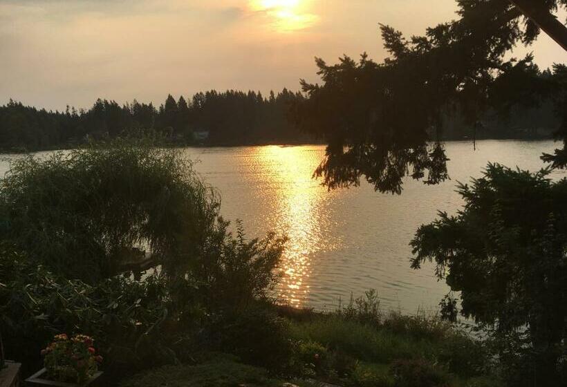 豪华套房, Cottage Lake Bed And Breakfast