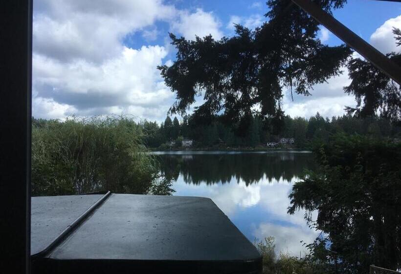 豪华套房, Cottage Lake Bed And Breakfast