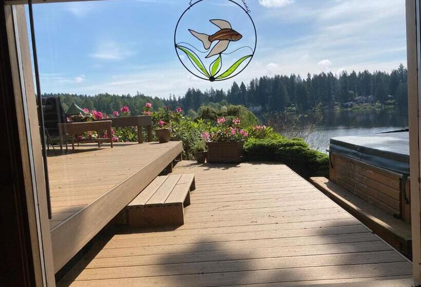 豪华套房, Cottage Lake Bed And Breakfast