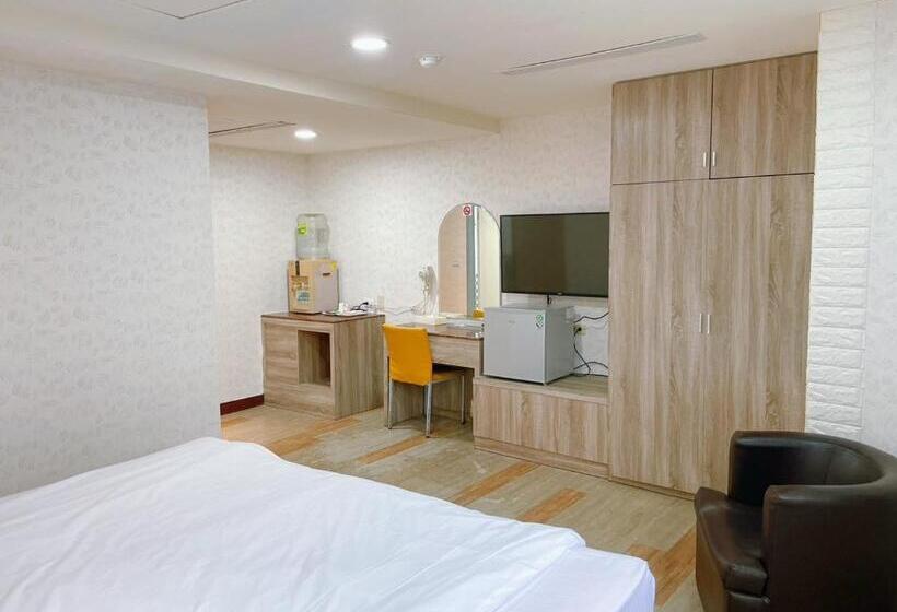 اتاق سوپریور, A22 Wei Lu