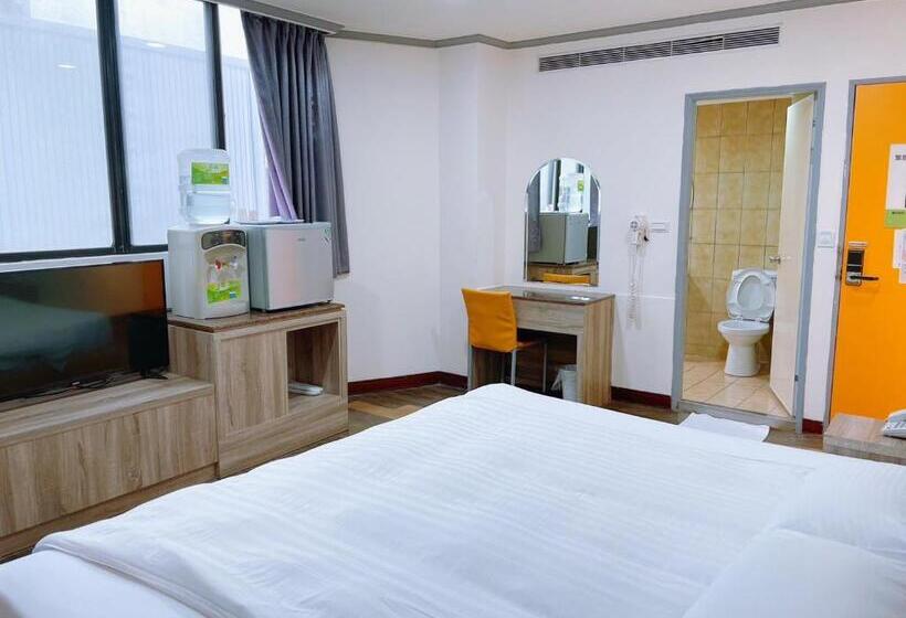 اتاق سوپریور, A22 Wei Lu