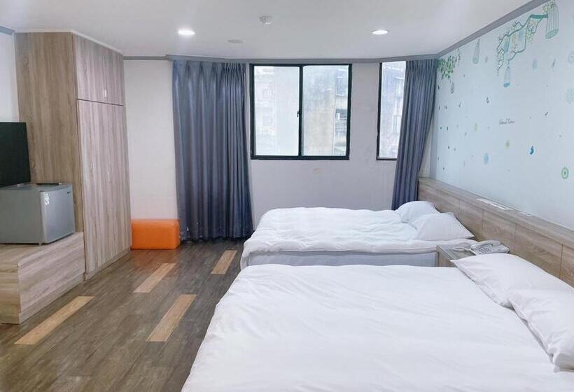 اتاق لوکس چهار تخته, A22 Wei Lu