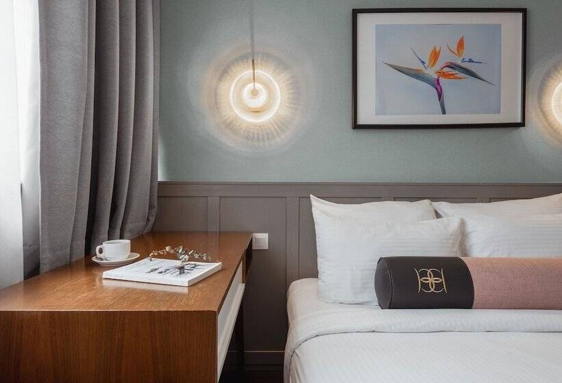 سوییت خانوادگی, Bello & Bella Boutique