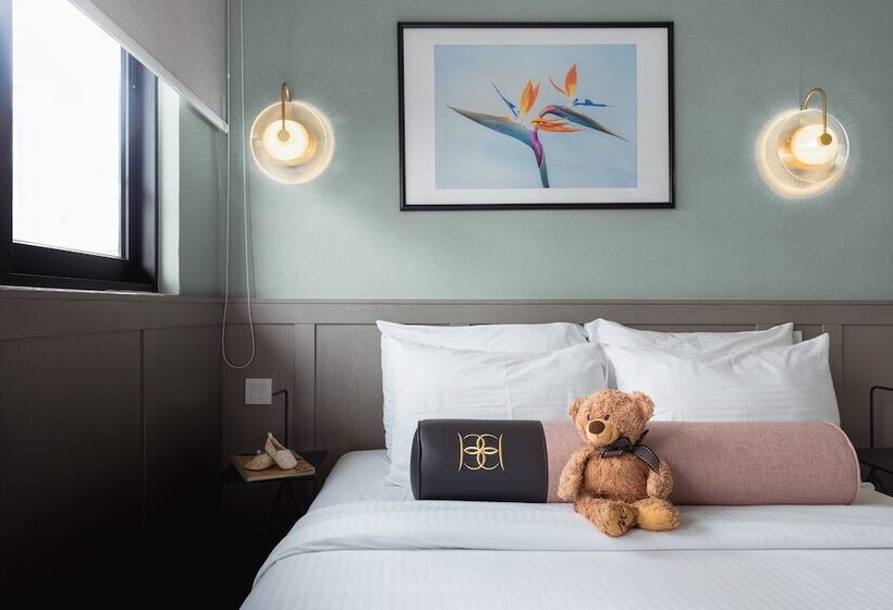 سوییت خانوادگی, Bello & Bella Boutique