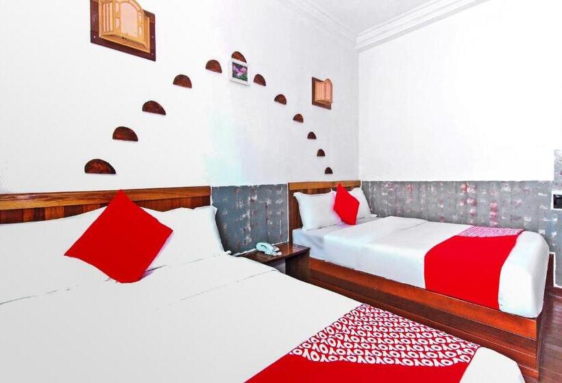 جناح عائلي, Five 2