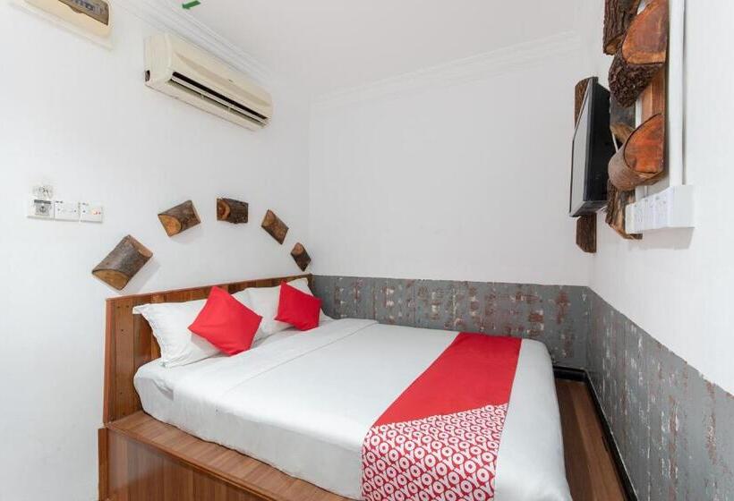 غرفة ديلوكس, Five 2