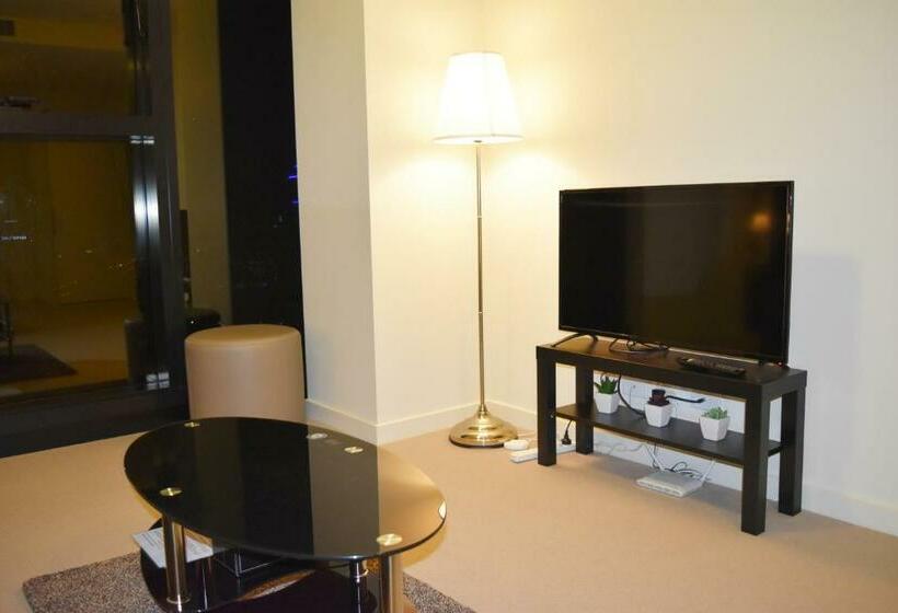 דירת חדר, Melbourne Skyhigh Apartments