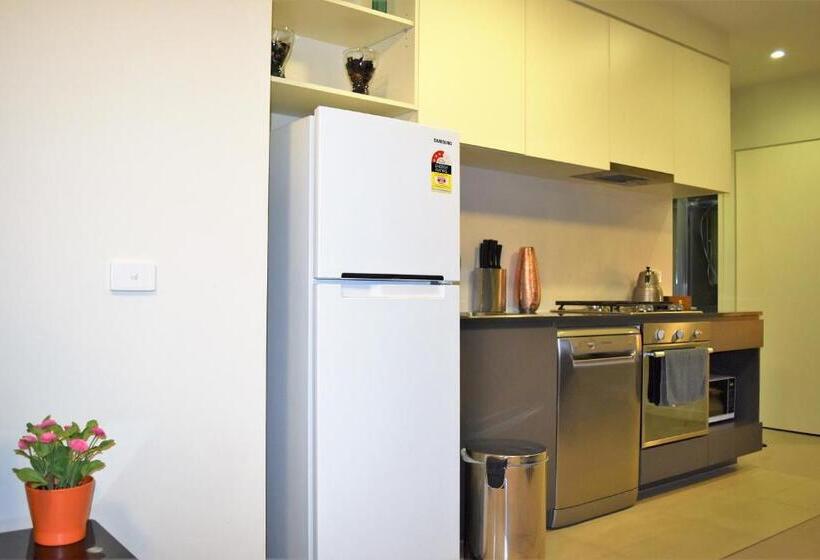 דירת חדר, Melbourne Skyhigh Apartments