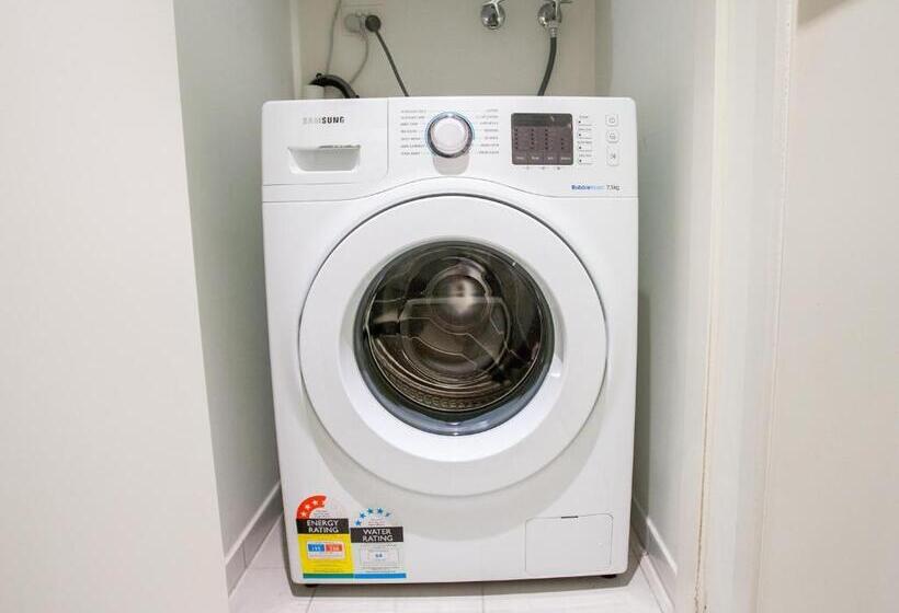 דירת דלוקס 2 חדרי שינה, Melbourne Skyhigh Apartments