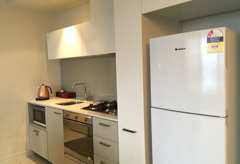 דירת שני חדרים, Melbourne Skyhigh Apartments