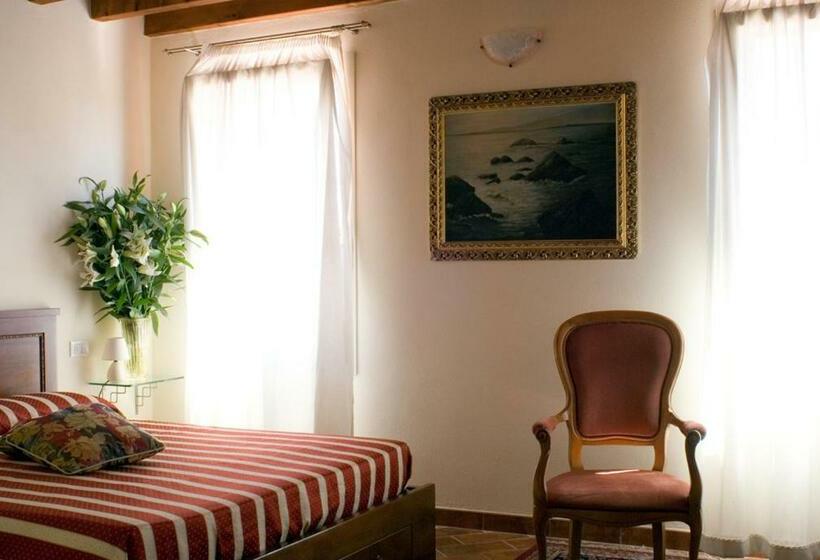 חדר סטנדרט, Ca  Noemi