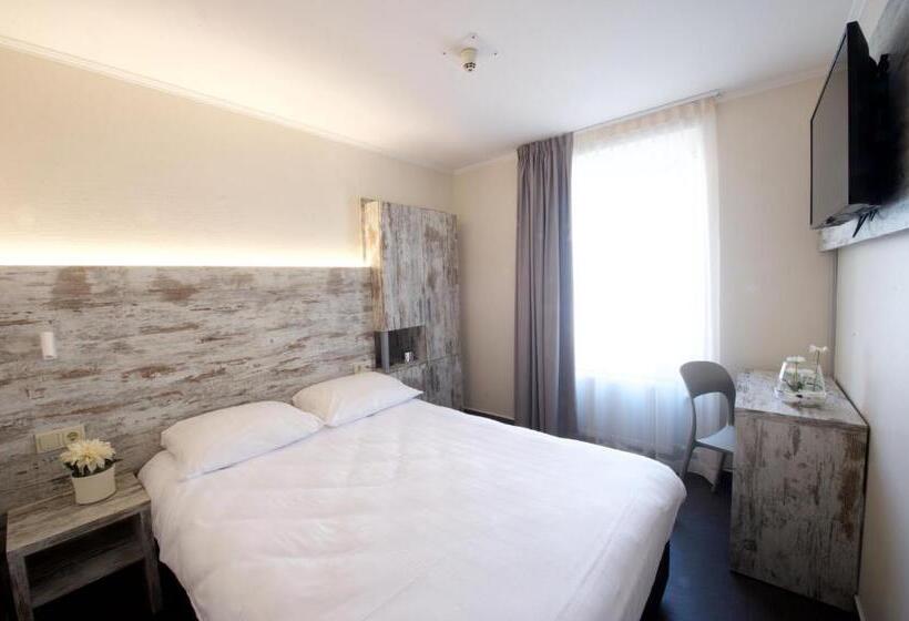 اتاق استاندارد, Il Piccolo Mondo