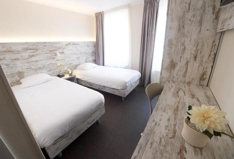 اتاق استاندارد, Il Piccolo Mondo