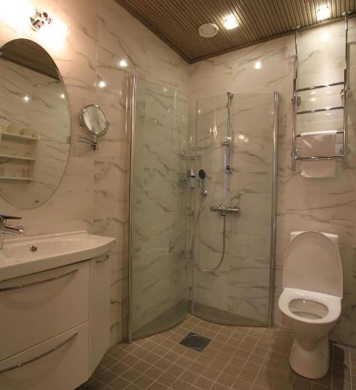 חדר סופריור, Kruunupuisto