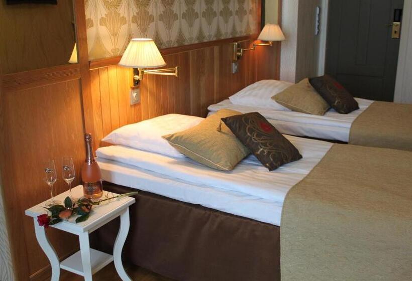 חדר סופריור, Kruunupuisto