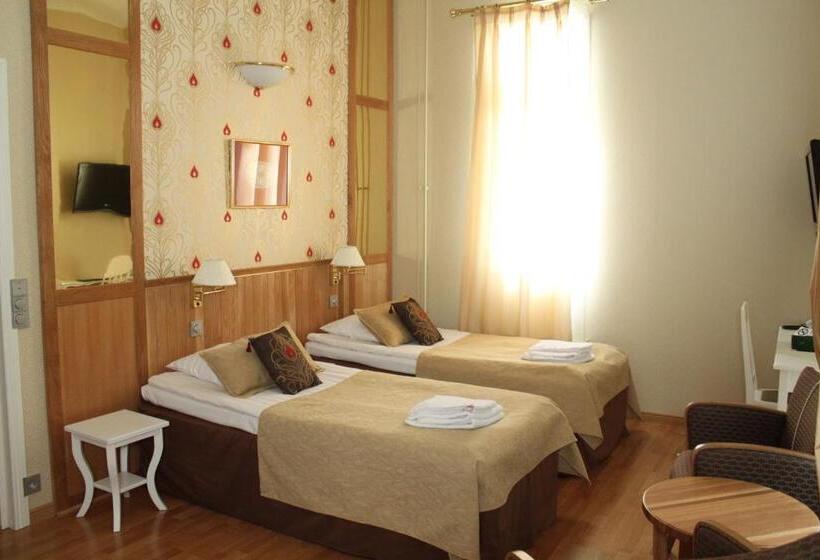 חדר סופריור, Kruunupuisto