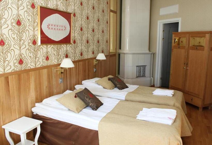 חדר סופריור, Kruunupuisto